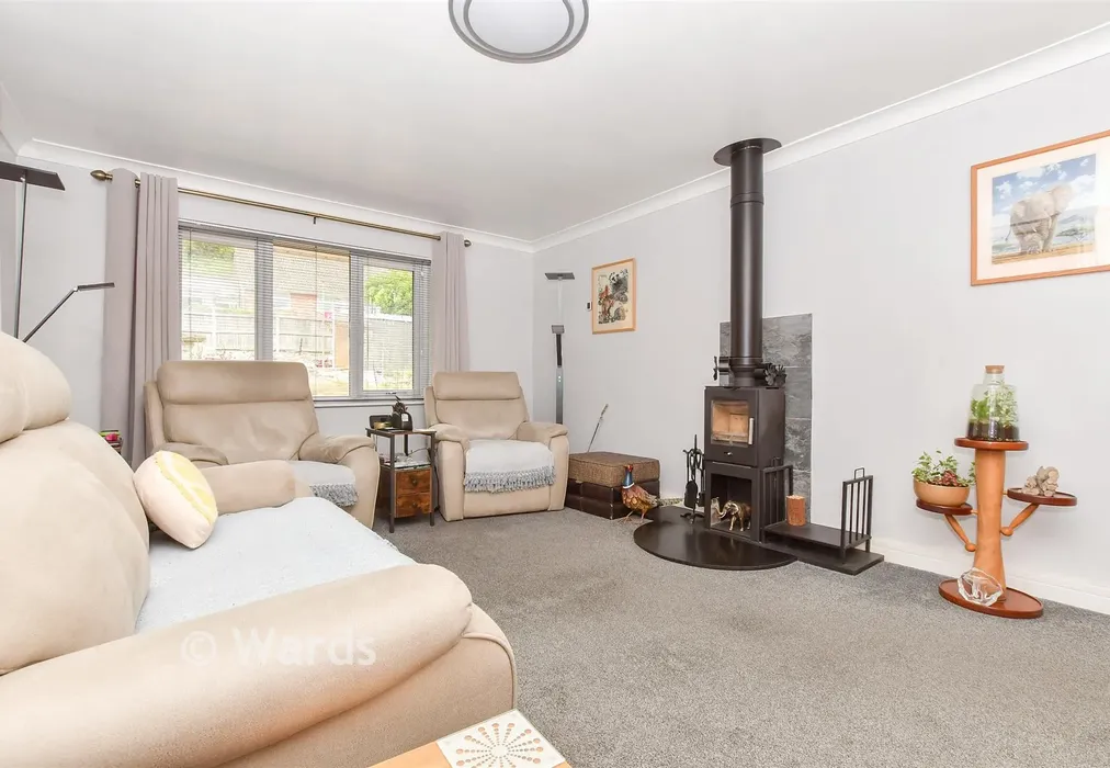 Lounge - Deanwood Road, Dover, Kent - Wards of Kent