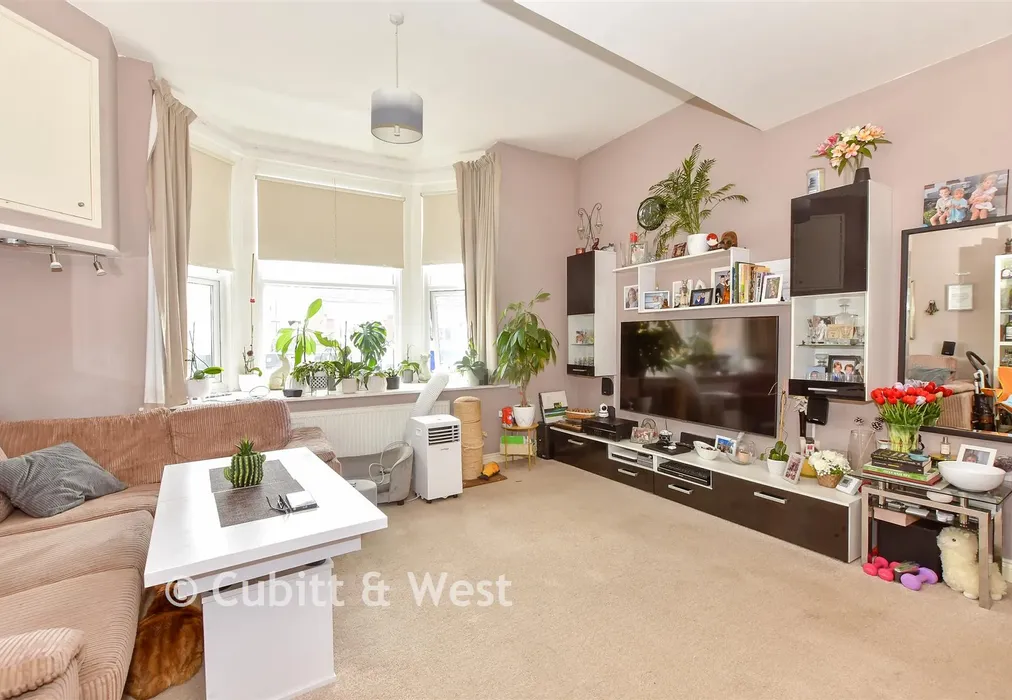 Lounge - Angerstein Road, Portsmouth, Hampshire - Wards of Kent