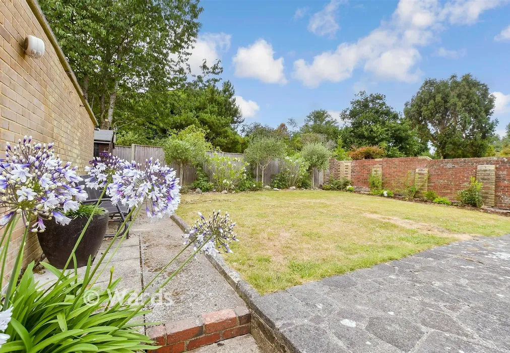 External Lifestyle Photograph - Cherry Lane, Great Mongeham, Deal, Kent - Wards of Kent