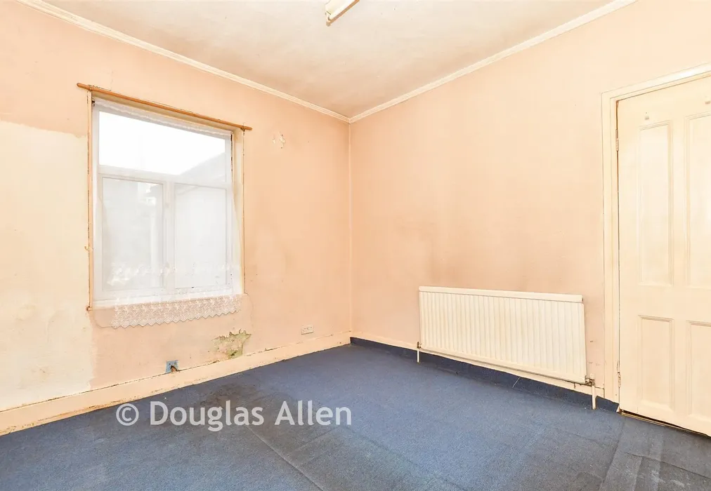 Bedroom 2 - Ruckholt Road, Leyton - Wards of Kent