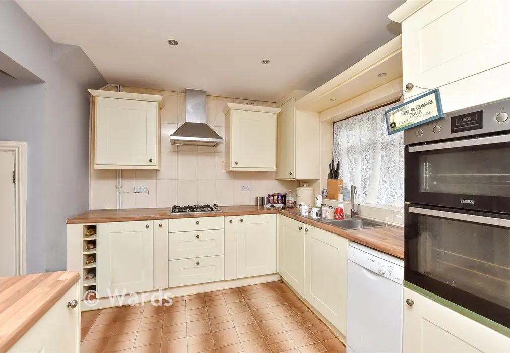 Kitchen/Diner - Carnation Road, Strood, Rochester, Kent - Wards of Kent
