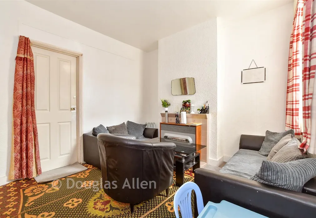 Dining Room - Skeltons Lane, Leyton - Wards of Kent