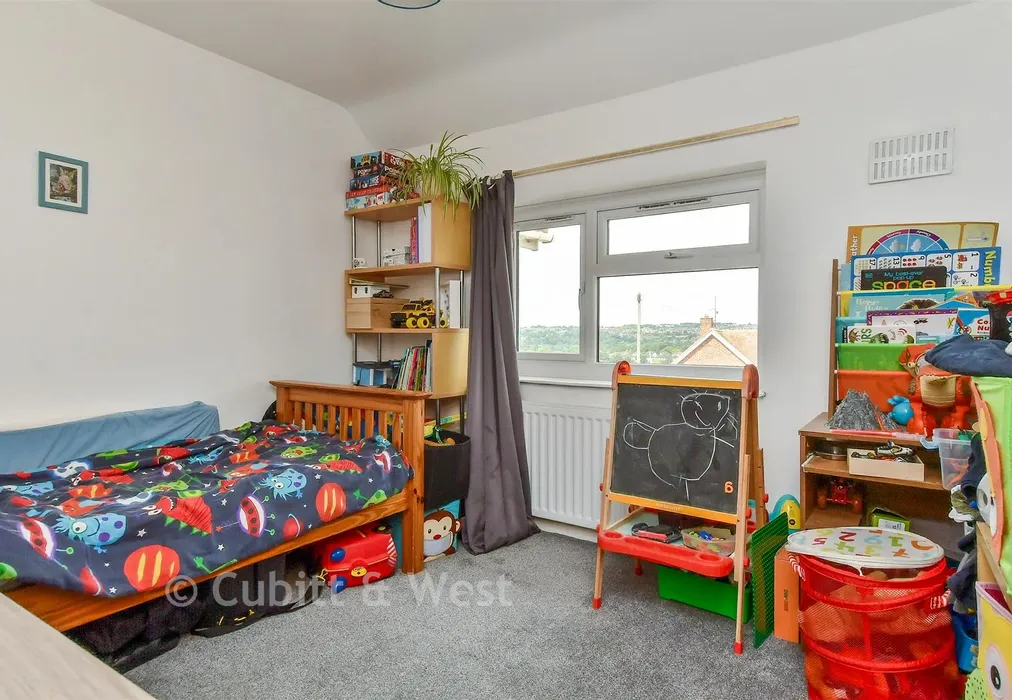 Bedroom 2 - Rustington Road, Brighton, East Sussex - Wards of Kent