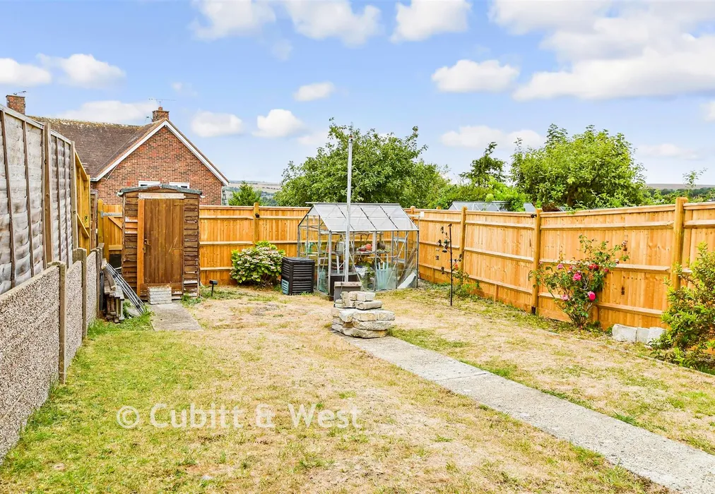 Rear Garden - Rustington Road, Brighton, East Sussex - Wards of Kent