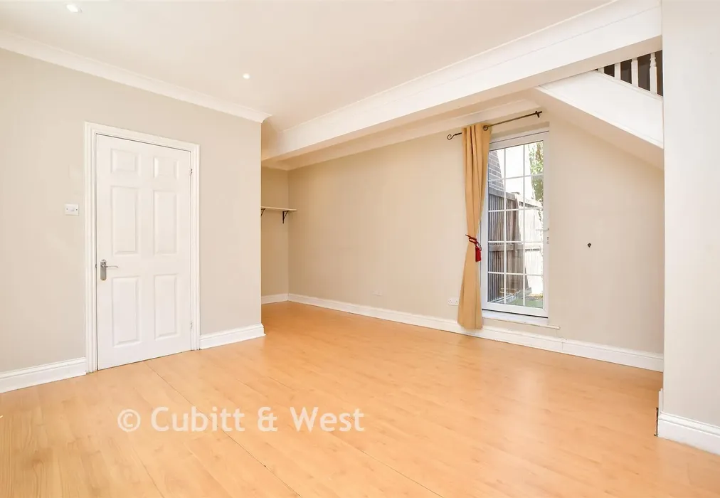Living Room - Woodcote Mews, Wallington, Surrey - Wards of Kent