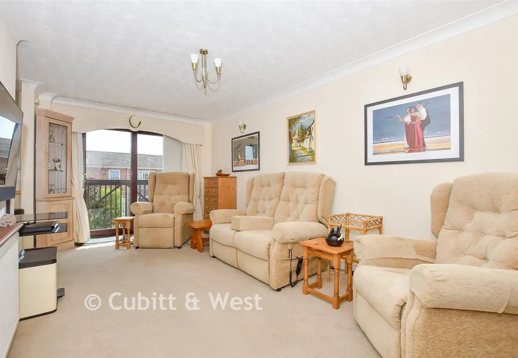 Lounge - Warblington Street, Portsmouth, Hampshire - Wards of Kent