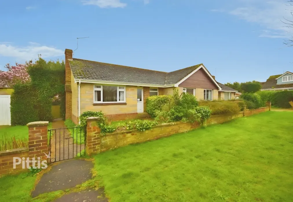  - Meadow Drive Bembridge PO35 - Wards of Kent