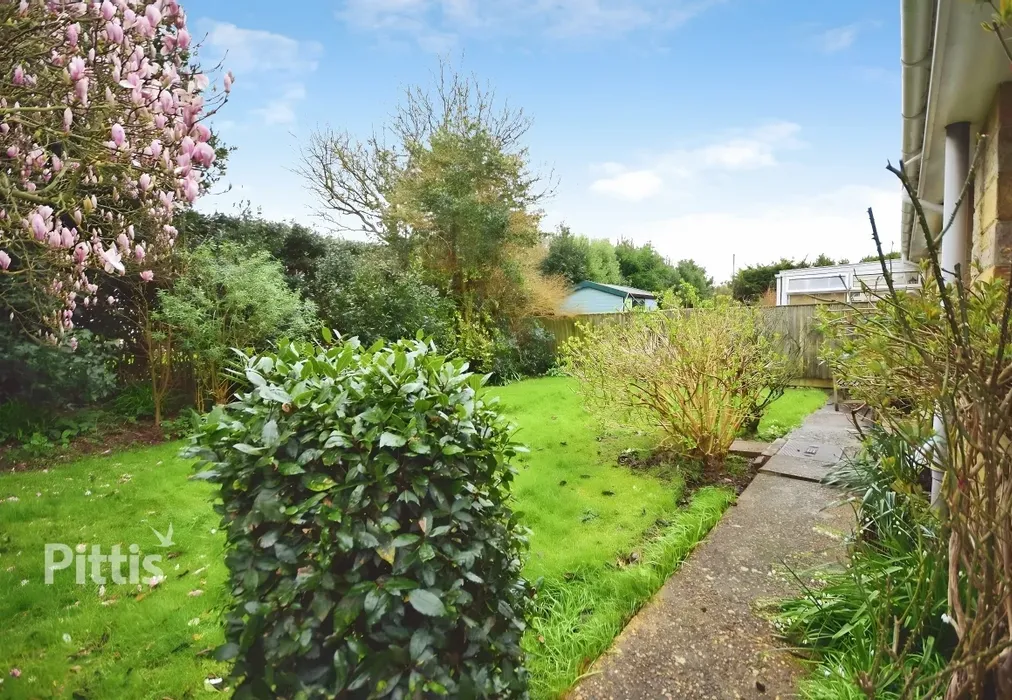  - Meadow Drive Bembridge PO35 - Wards of Kent