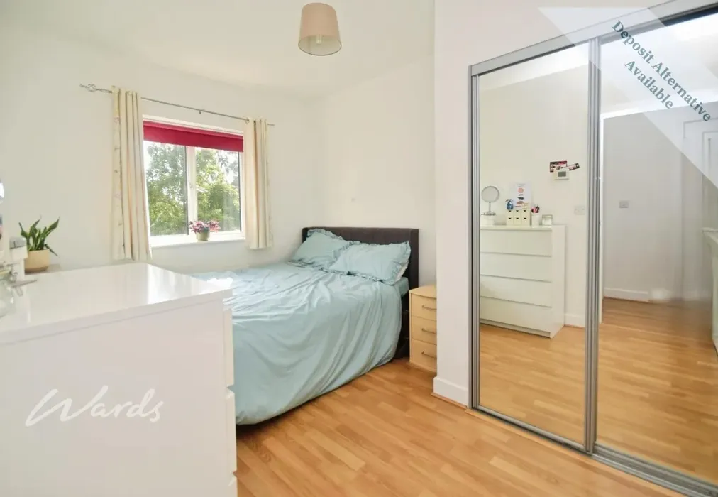 Bedroom 1 - Invicta Close Canterbury CT1 - Wards of Kent