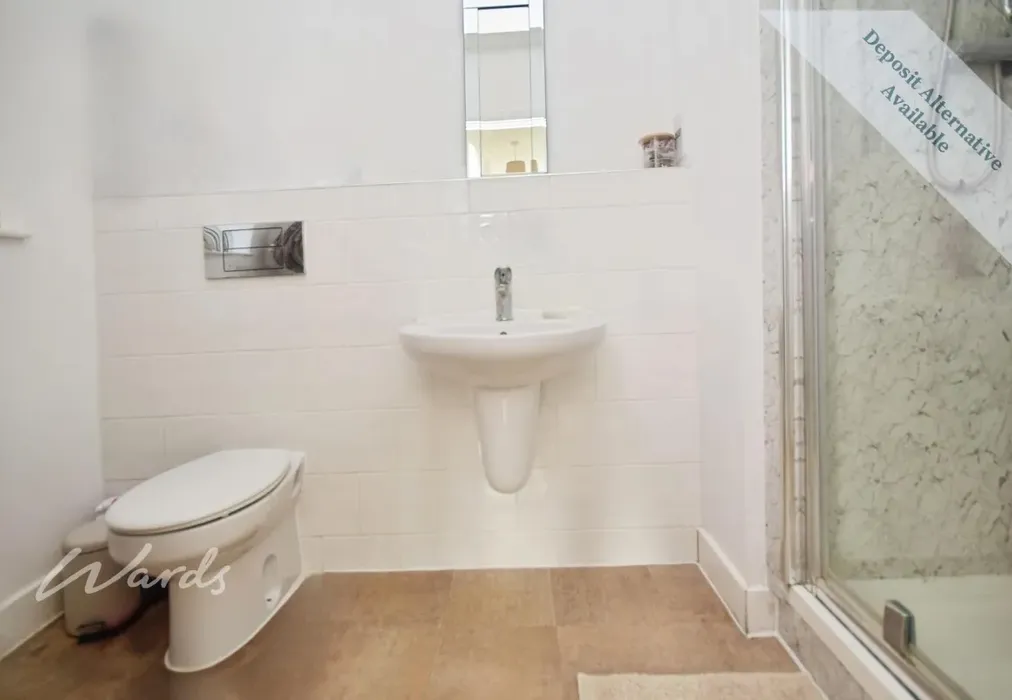 En-suite - Invicta Close Canterbury CT1 - Wards of Kent
