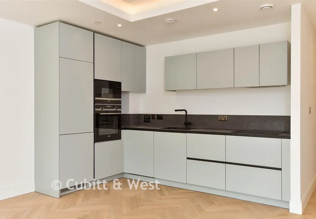 Lounge/ Kitchen - Gloucester Place, Brighton, East Sussex - Wards of Kent