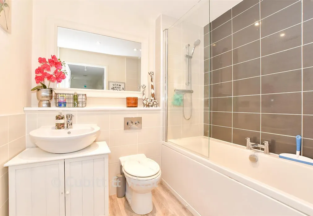 Bathroom - Ellis Road, Broadbridge Heath, West Sussex - Wards of Kent