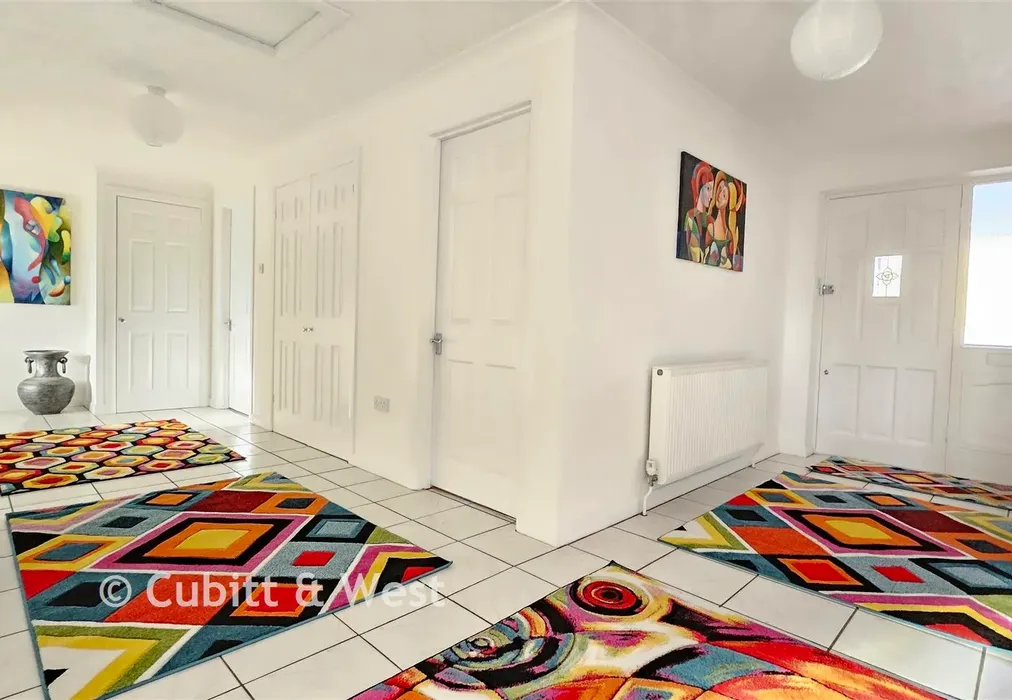 Entrance Hall original - Tor Road, Peacehaven, East Sussex - Wards of Kent