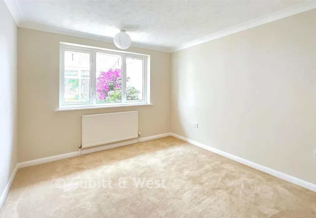 Bedroom 2 - Tor Road, Peacehaven, East Sussex - Wards of Kent