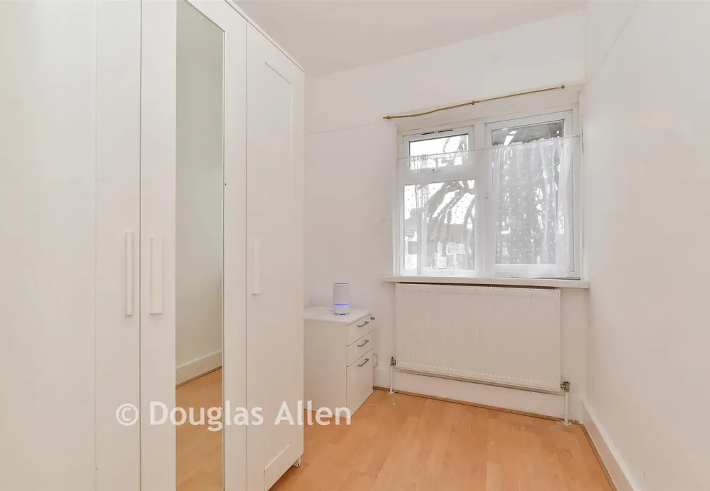 Bedroom 3 - Markmanor Avenue, Walthamstow - Wards of Kent