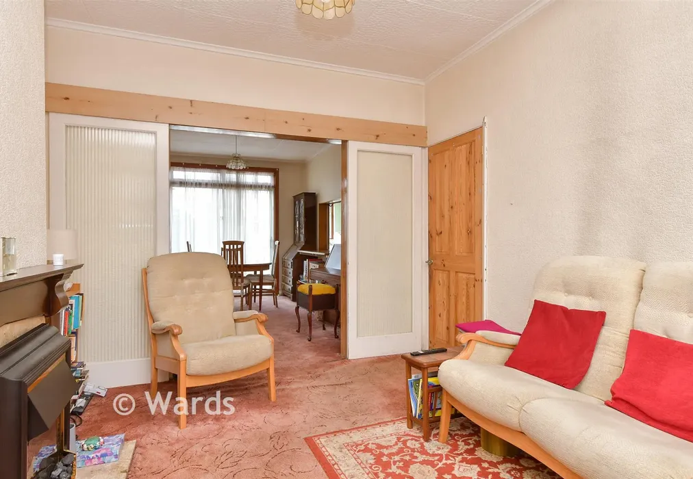 Lounge - The Green, Welling, Kent - Wards of Kent