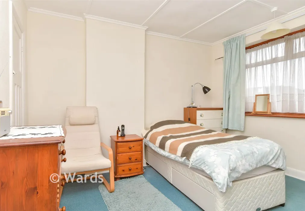 Bedroom 2 - The Green, Welling, Kent - Wards of Kent