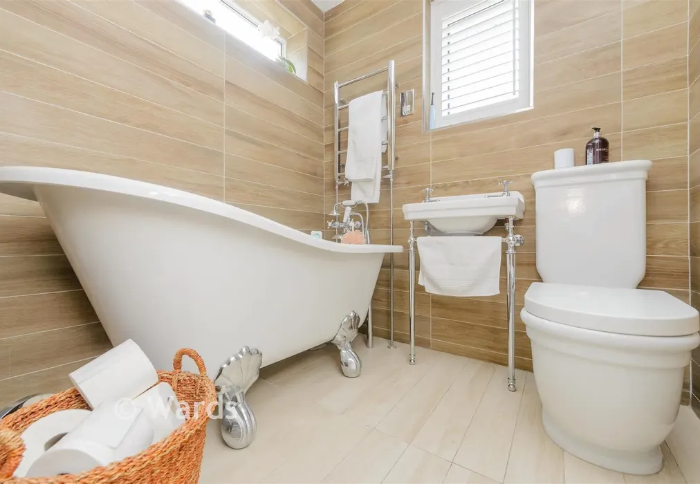 Bathroom - Redhill Wood, New Ash Green, Kent - Wards of Kent
