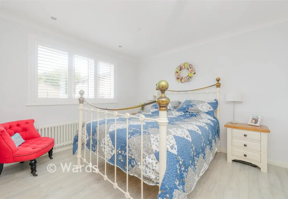 Bedroom 1 - Redhill Wood, New Ash Green, Kent - Wards of Kent