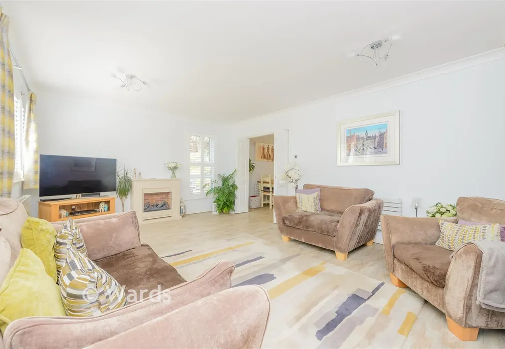 Lounge - Redhill Wood, New Ash Green, Kent - Wards of Kent