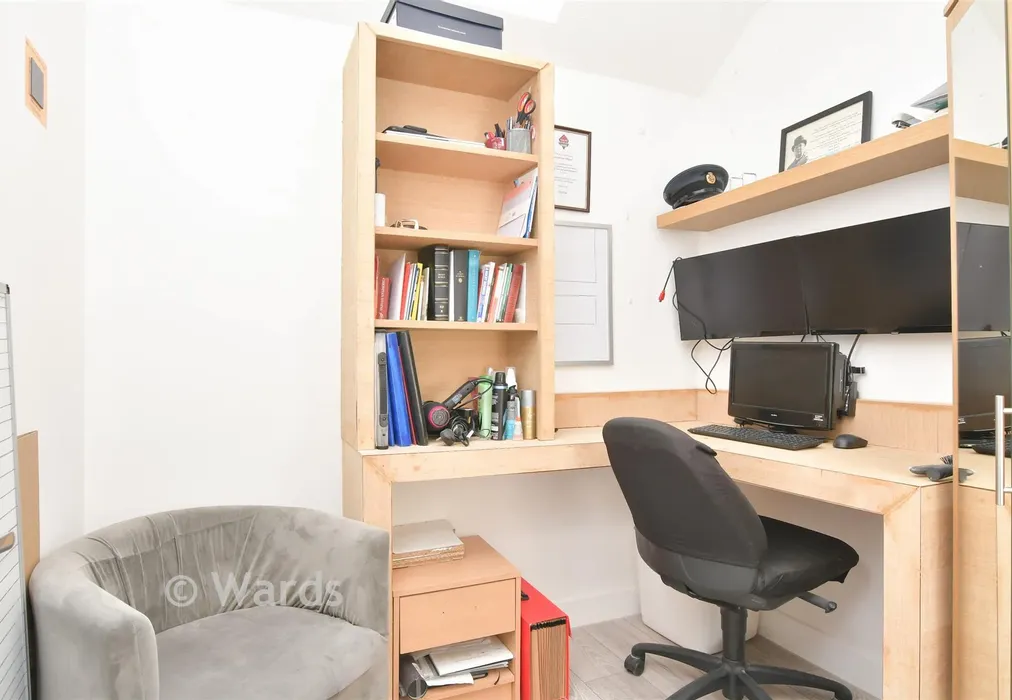 Bedroom 2 - Solomon Road, Rainham, Gillingham, Kent - Wards of Kent