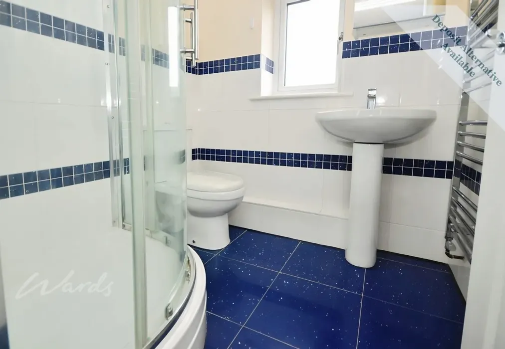shanklin bathroom - Shanklin Close Chatham ME5 - Wards of Kent