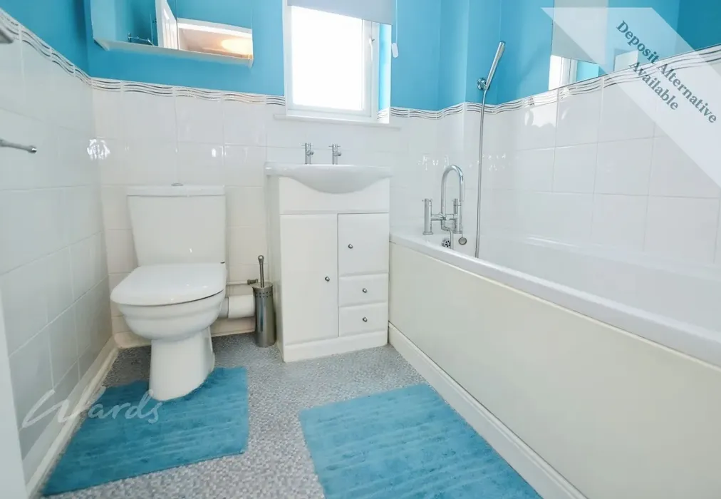 shanklin bathroom 1 - Shanklin Close Chatham ME5 - Wards of Kent