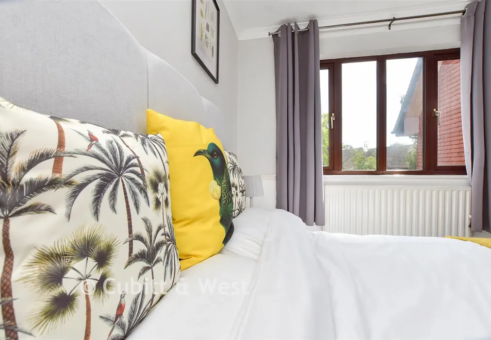 Internal Lifestyle Photograph - Marigold Way, Shirley Oaks Village, Croydon, Surrey - Wards of Kent