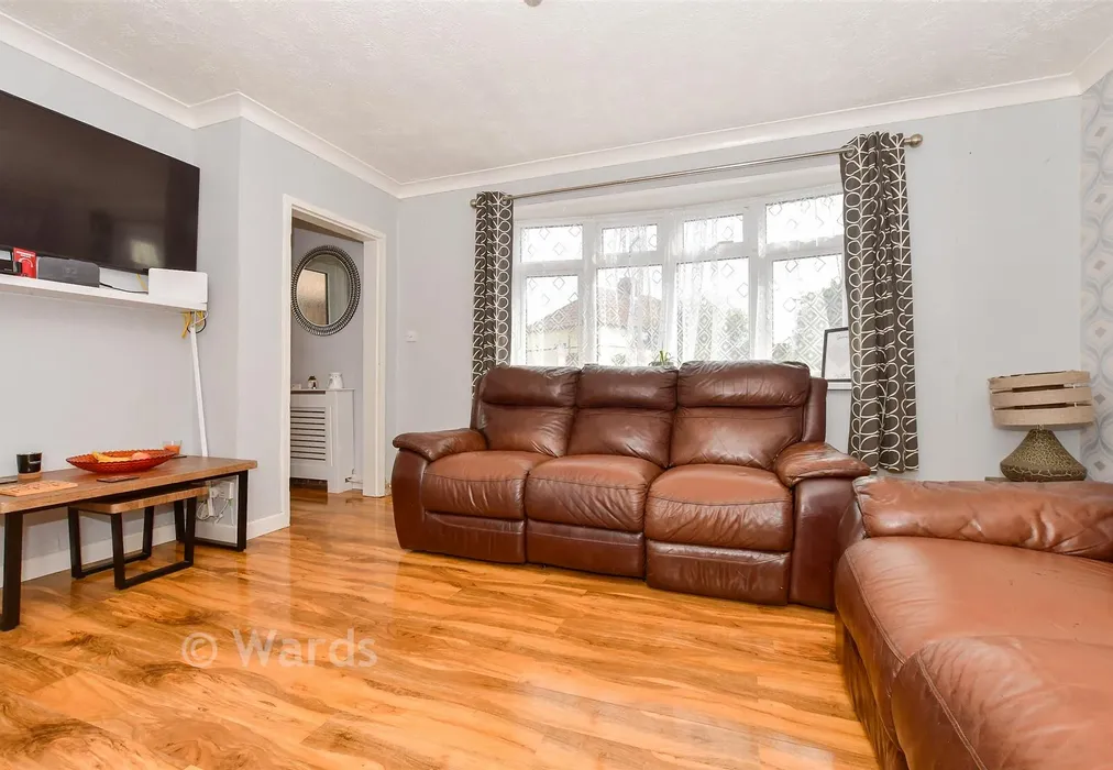 Lounge - Douglas Road, Deal, Kent - Wards of Kent