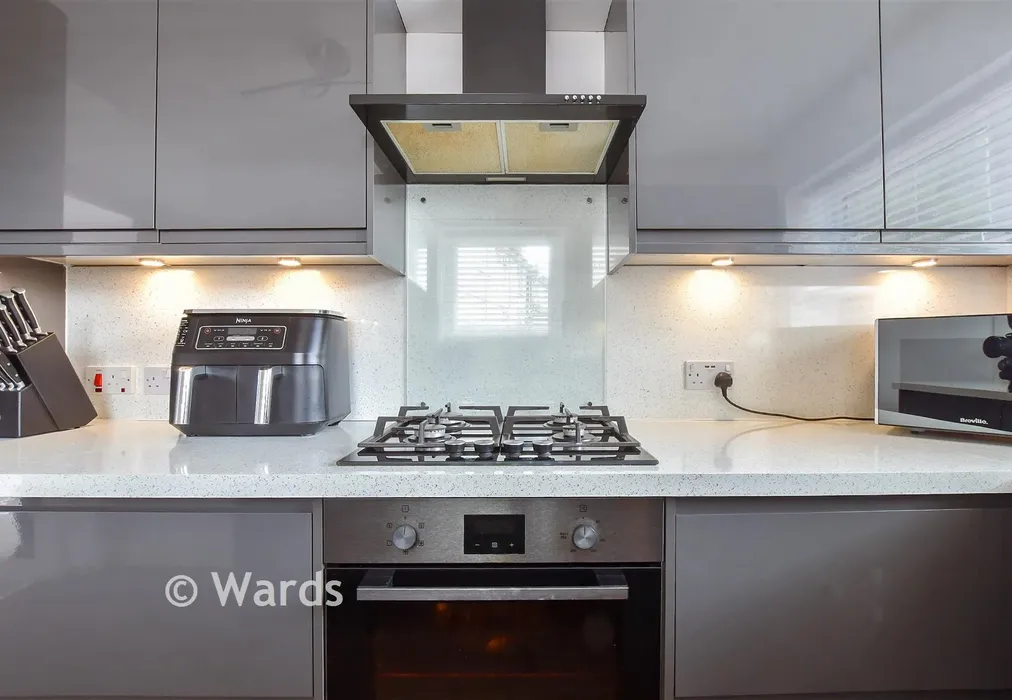 Internal Lifestyle Photograph - Davis Avenue, Deal, Kent - Wards of Kent