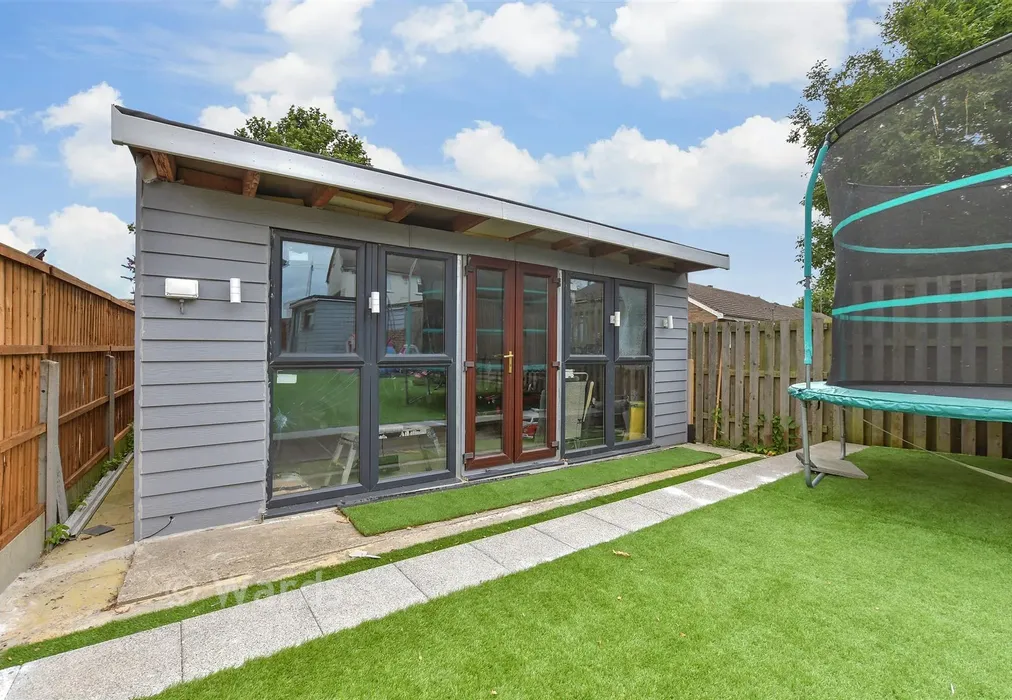 Workshop/Outbuildings - Davis Avenue, Deal, Kent - Wards of Kent