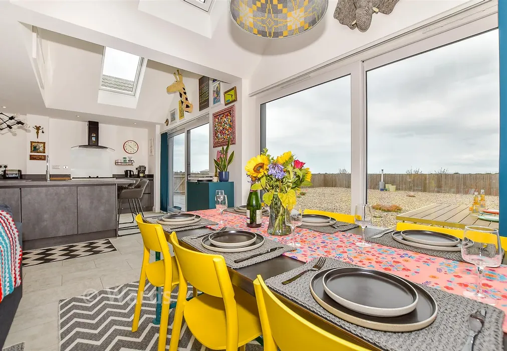 Lounge/ Kitchen/ Diner - Leonard Road, Greatstone, New Romney, Kent - Wards of Kent