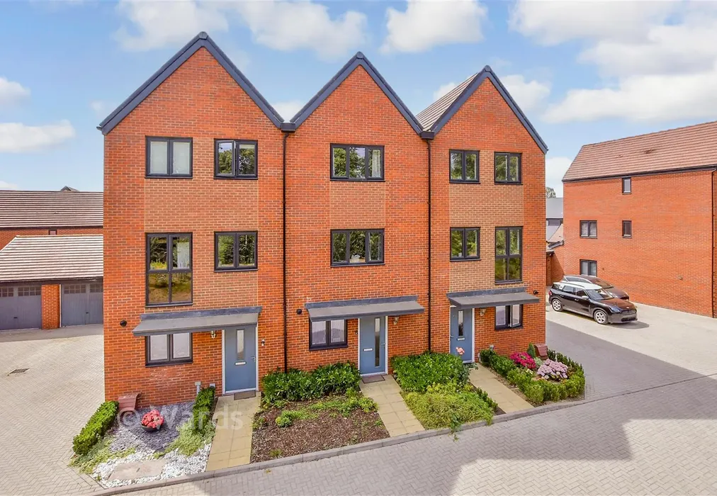 External (Web). - Albertine Road, Langley, Maidstone, Kent - Wards of Kent