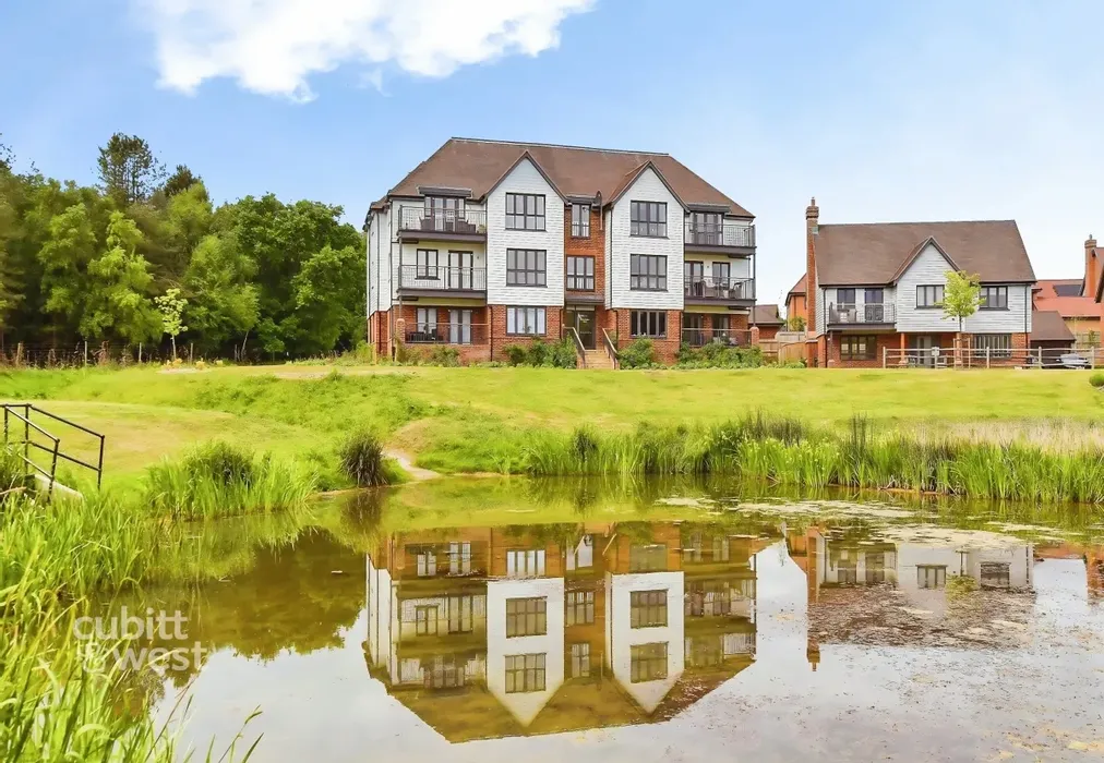 External - Cordingley Drive, Crawley, RH11 - Wards of Kent