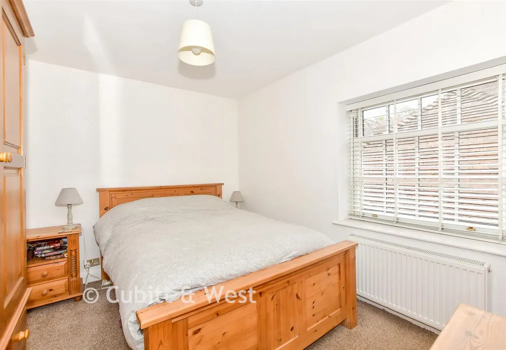 Bedroom 1 - London Road, Horndean, Waterlooville, Hampshire - Wards of Kent