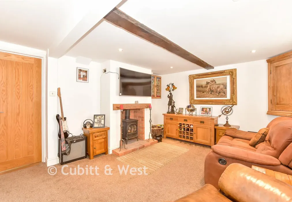 Lounge - London Road, Horndean, Waterlooville, Hampshire - Wards of Kent