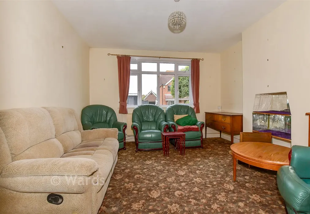 Lounge - Jubilee Road, Littlebourne, Canterbury, Kent - Wards of Kent