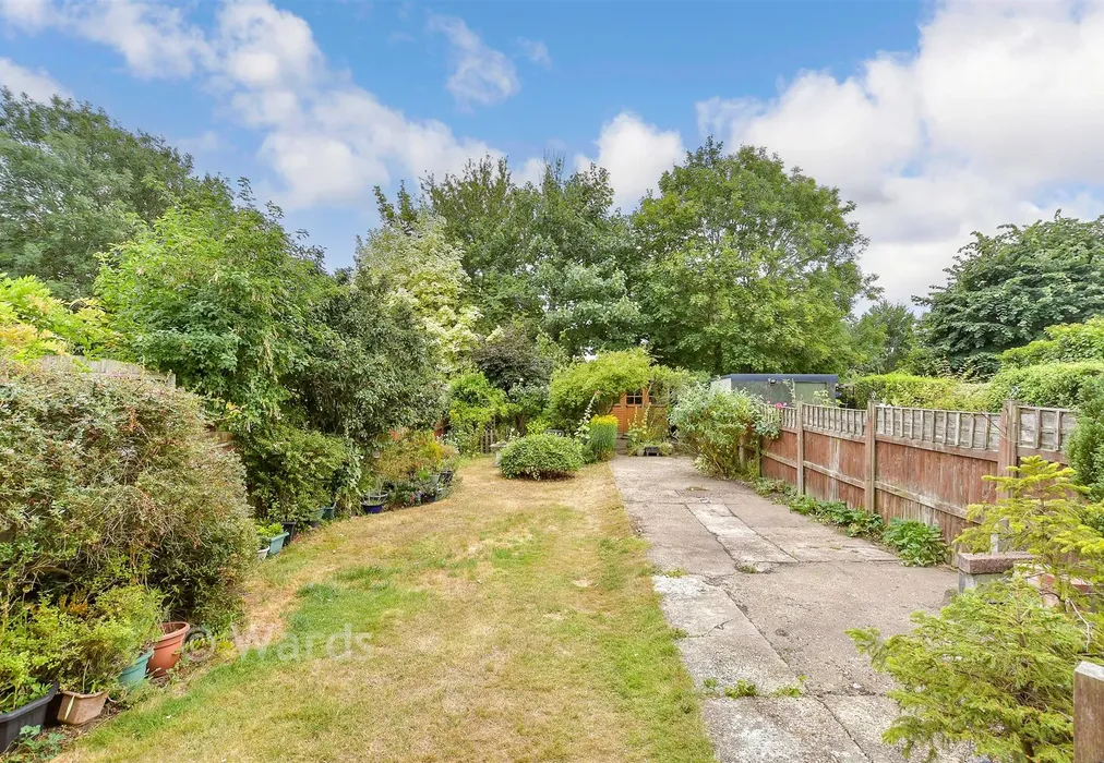 Rear Garden - Jubilee Road, Littlebourne, Canterbury, Kent - Wards of Kent