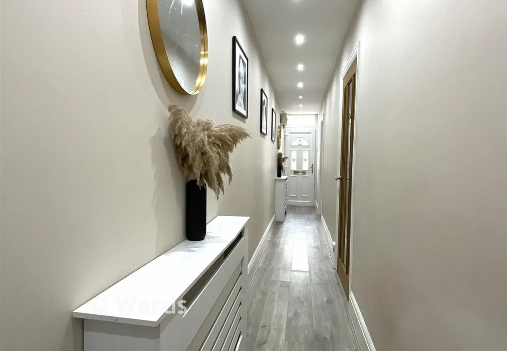 Hallway - Southfields Road, West Kingsdown, Sevenoaks, Kent - Wards of Kent