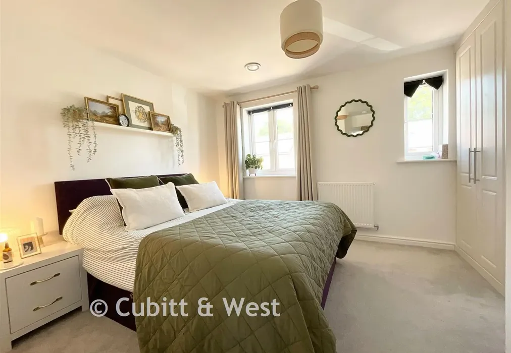 Bed 1 - Windflower Chase, Worthing, West Sussex - Wards of Kent