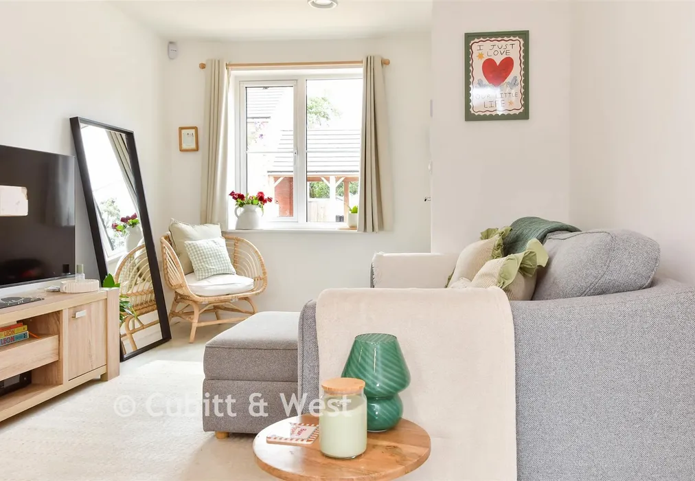 Internal Lifestyle Photograph - Windflower Chase, Worthing, West Sussex - Wards of Kent