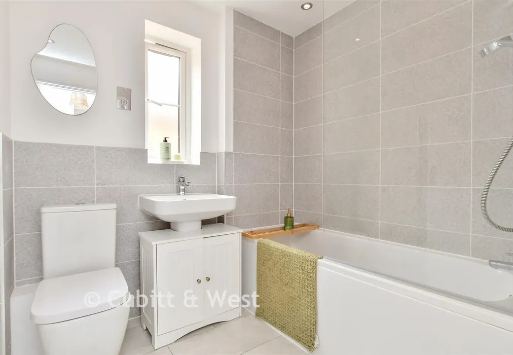 Bathroom - Windflower Chase, Worthing, West Sussex - Wards of Kent