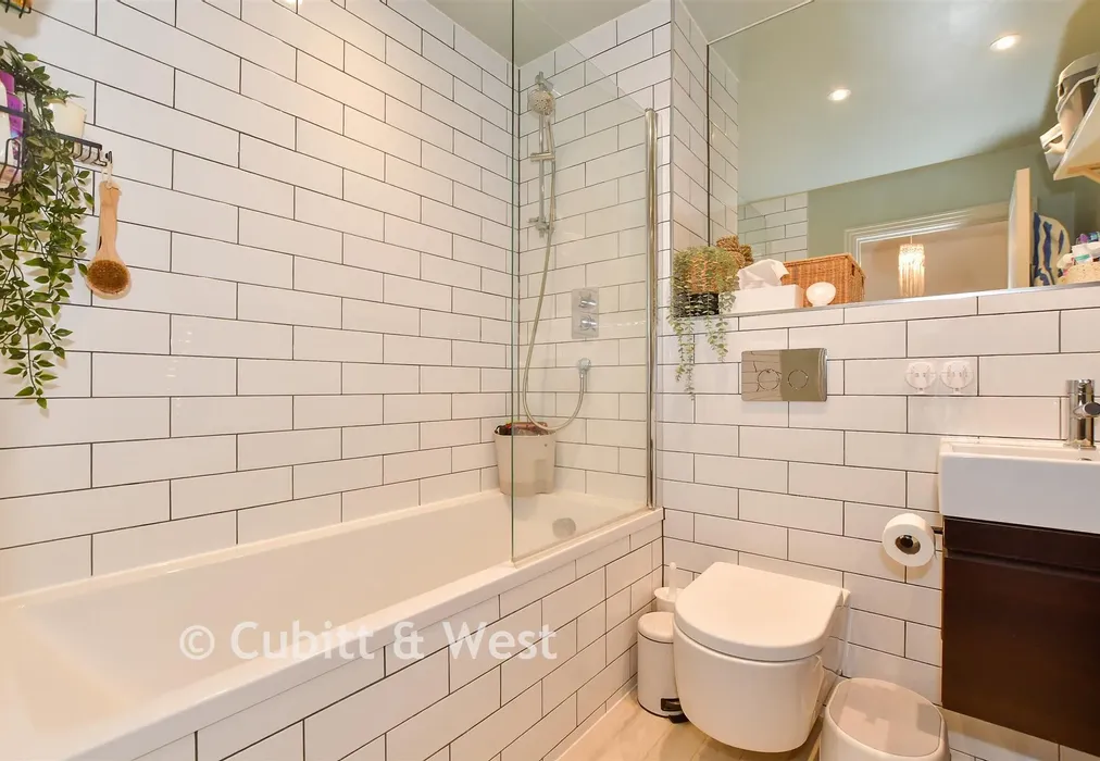 Kitchen/ Dining Room - Bartram Close, Pulborough, West Sussex - Wards of Kent