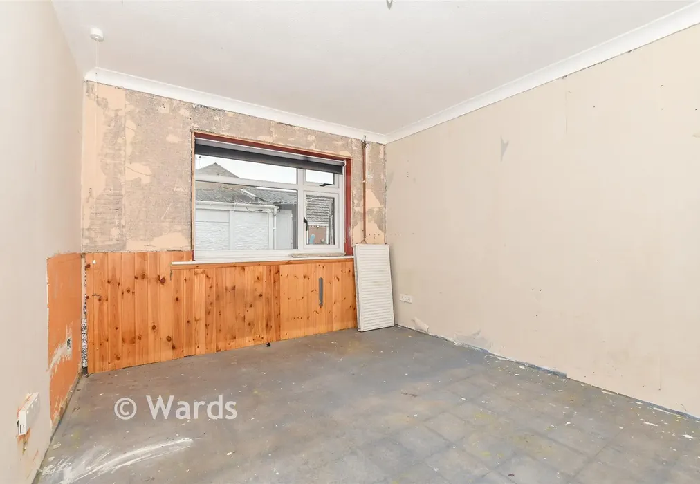 Bedroom 2 - Prior Road, Greatstone, Kent - Wards of Kent