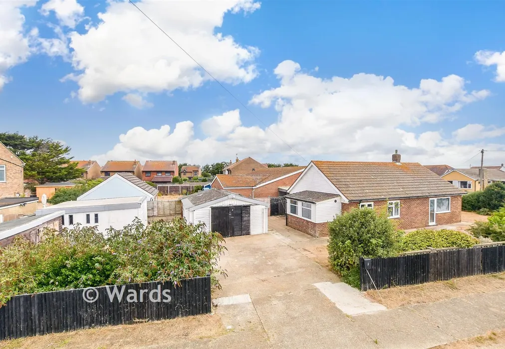 External Lifestyle Photograph - Prior Road, Greatstone, Kent - Wards of Kent