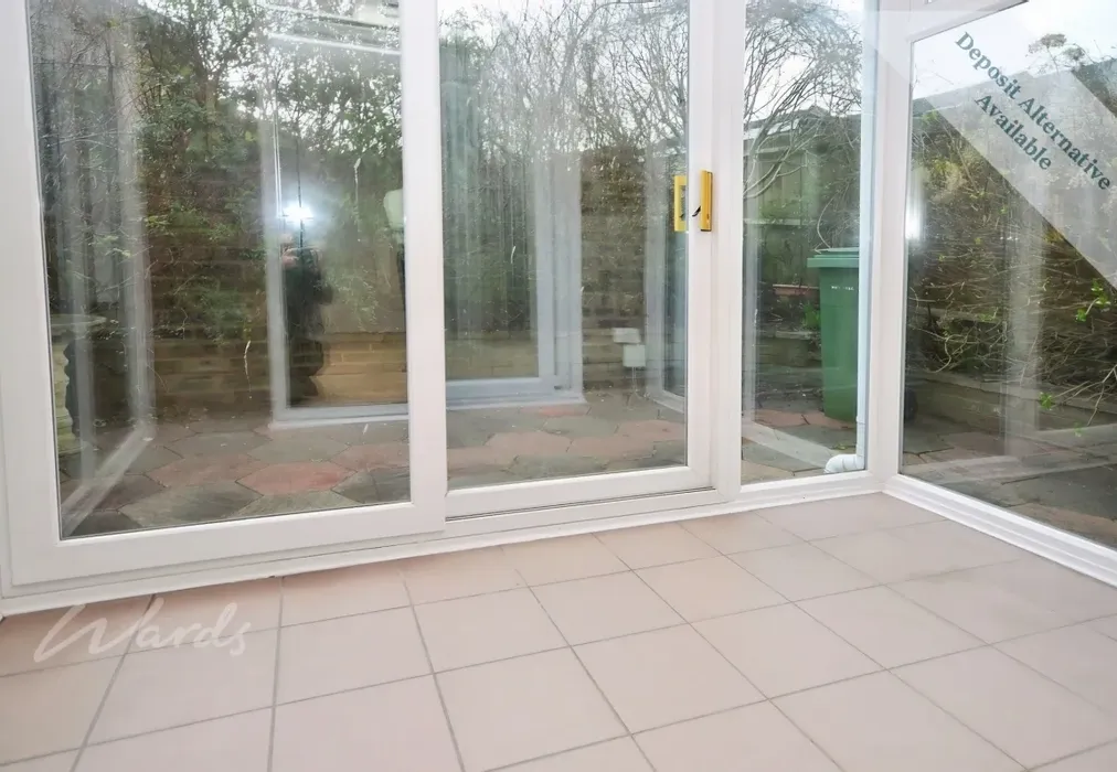 yew tree conserva... - Yew Tree Close Chatham ME5 - Wards of Kent