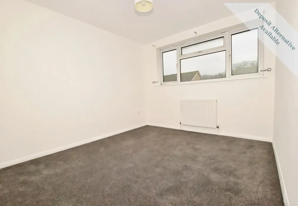Bedroom - Field Avenue Canterbury CT1 - Wards of Kent