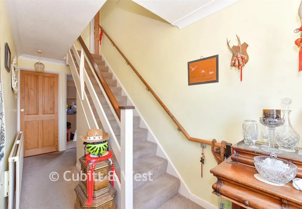 Hallway - Woodpecker Close, Havant, Hampshire - Wards of Kent