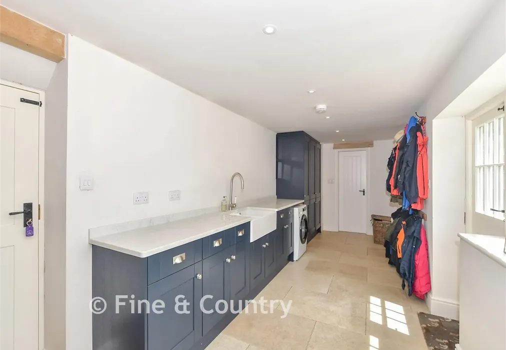 Utility Room - Pett Bottom, Canterbury, Kent - Wards of Kent