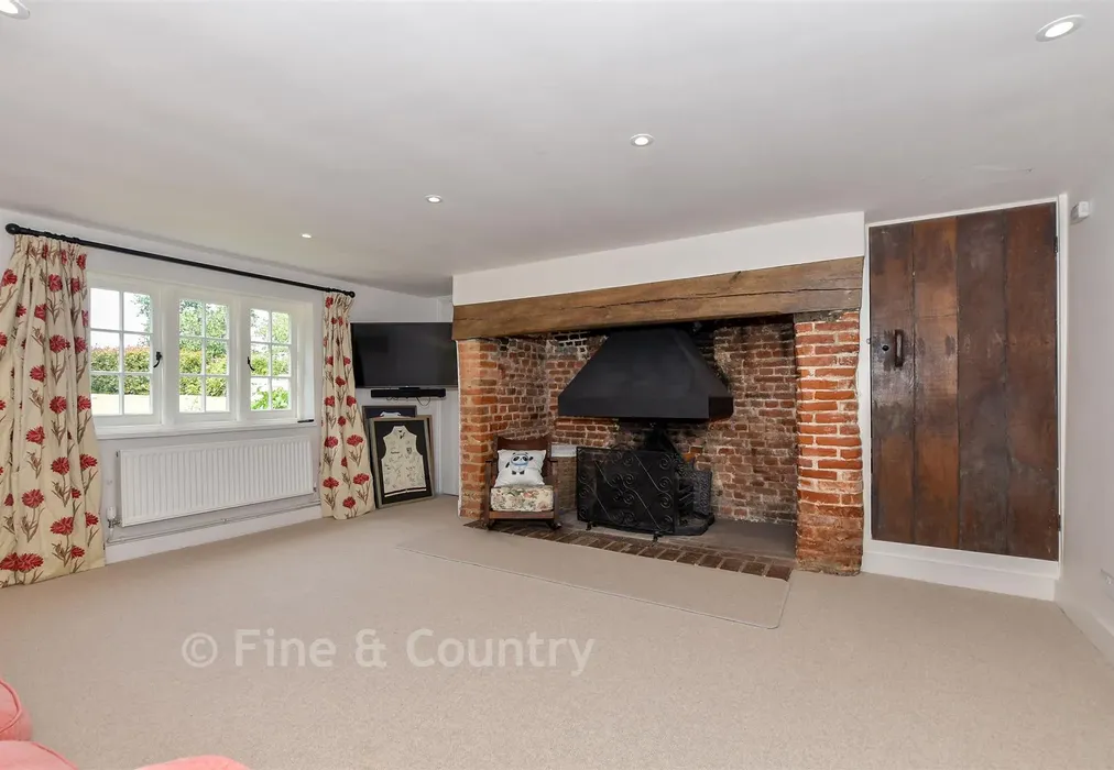 Lounge - Pett Bottom, Canterbury, Kent - Wards of Kent